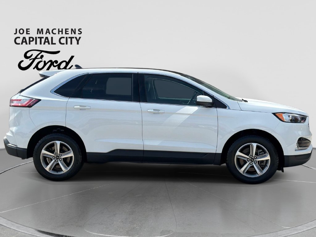 Used 2024 Ford Edge SEL w/ Convenience Package AWD/4WD image 3
