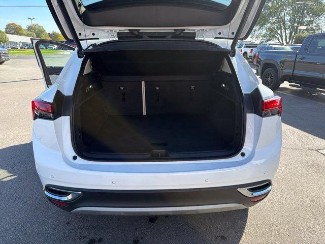Used 2023 Buick Envision Essence AWD/4WD image 26
