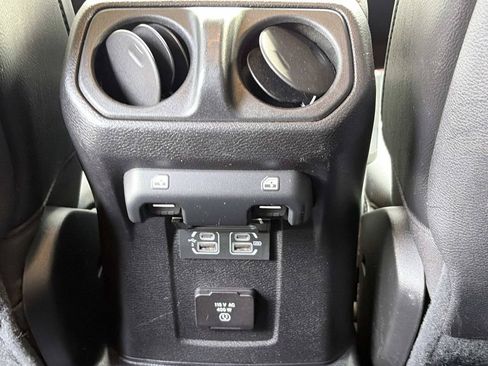 Used 2020 Jeep Gladiator Rubicon AWD/4WD image 18