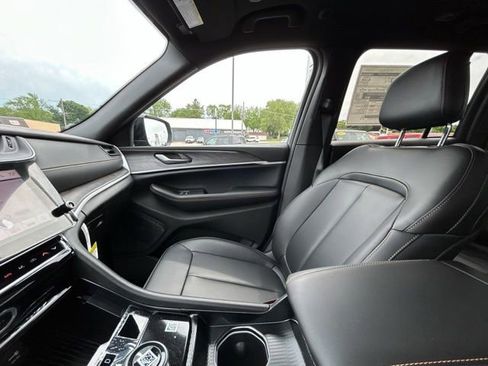 New 2026 Jeep Grand Cherokee Limited AWD/4WD image 48