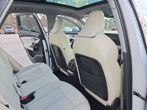 Certified 2025 Audi Q5 Premium Plus w/ Premium Plus image 11