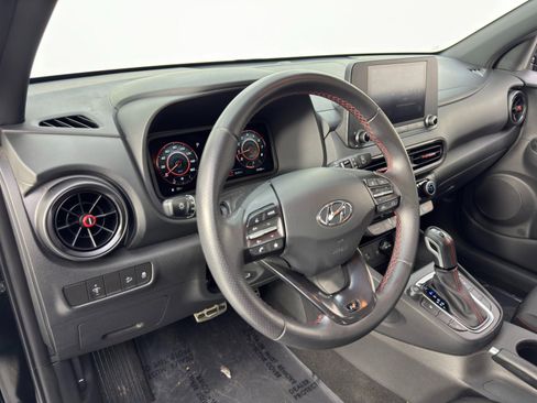 Used 2022 Hyundai Kona N Line image 11