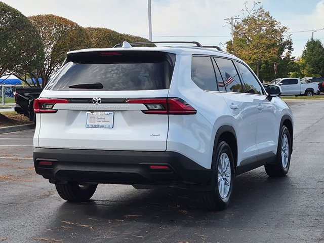 Certified 2024 Toyota Grand Highlander FWD image 6