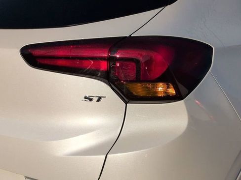 Used 2023 Buick Encore GX Select w/ Sport Touring Package image 14