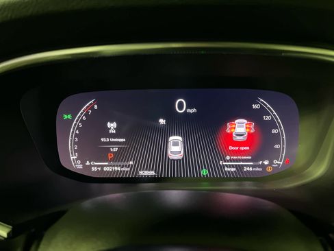 Used 2025 Acura MDX SH-AWD image 13