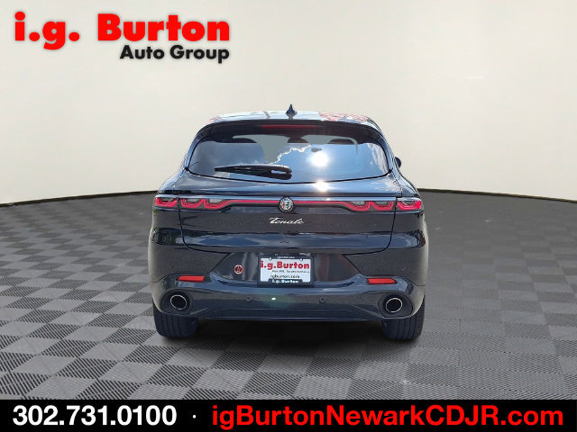 Used 2024 Alfa Romeo Tonale Veloce AWD/4WD image 5