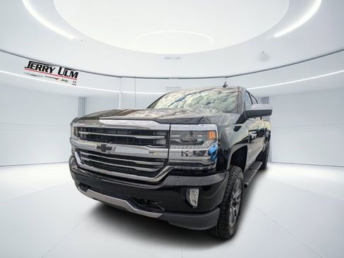 Used 2016 Chevrolet Silverado 1500 High Country w/ High Country Premium Package image 6