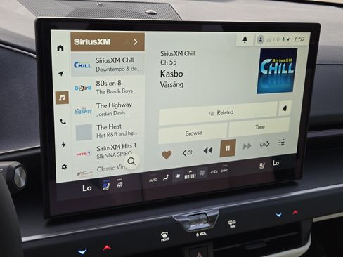 New 2026 Lexus ES 350e FWD image 11