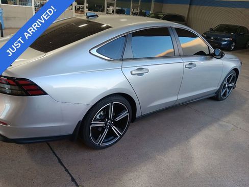 Used 2024 Honda Accord Sport image 3