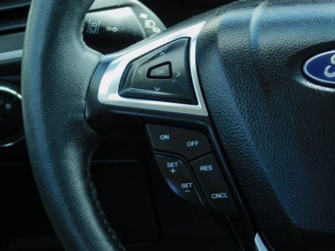 Used 2022 Ford Edge SEL w/ Convenience Package image 29