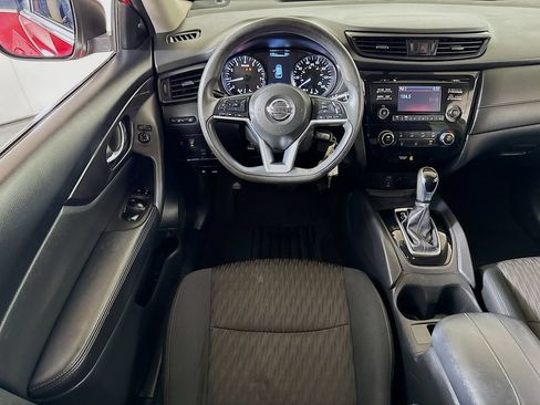 Used 2017 Nissan Rogue S w/ Appearance Package FWD image 18