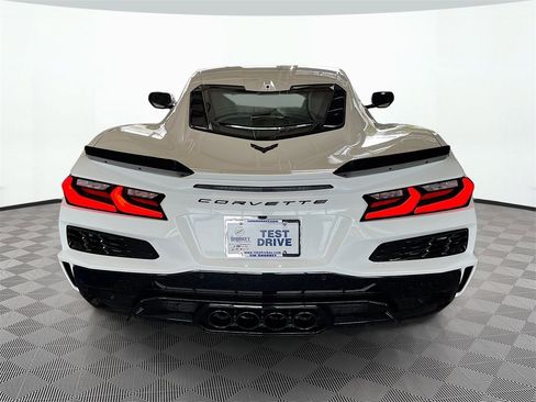 Used 2024 Chevrolet Corvette Z06 image 7
