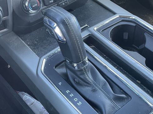 Used 2018 Ford F150 Lariat image 23