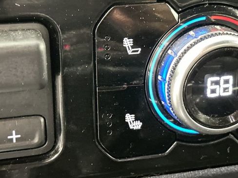 Used 2024 GMC Sierra 1500 Elevation image 17