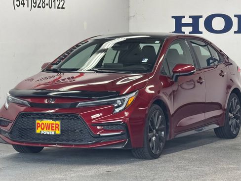 Used 2023 Toyota Corolla SE image 7