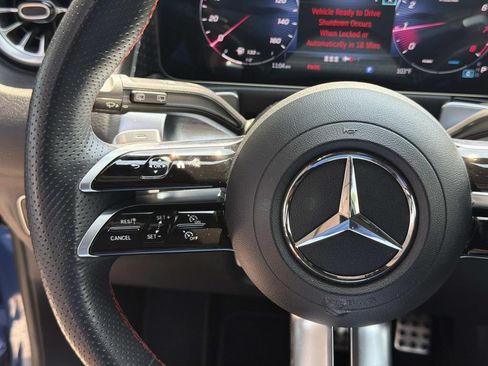 Used 2025 Mercedes-Benz GLB 250 image 23