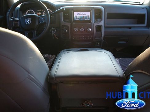 Used 2018 RAM 2500 Tradesman w/ Chrome Appearance Group AWD/4WD image 21