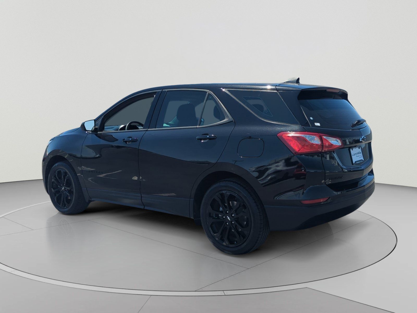 Used 2019 Chevrolet Equinox LS FWD image 3