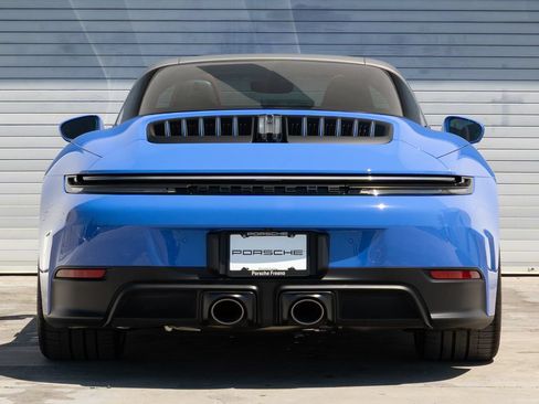 Certified 2026 Porsche 911 Targa 4 GTS AWD/4WD image 6