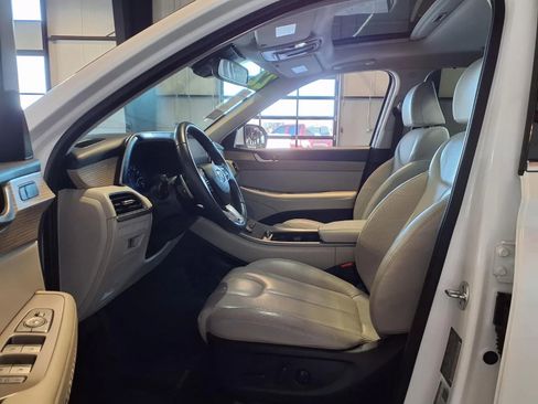 Used 2022 Hyundai Palisade SEL w/ Premium Package image 19