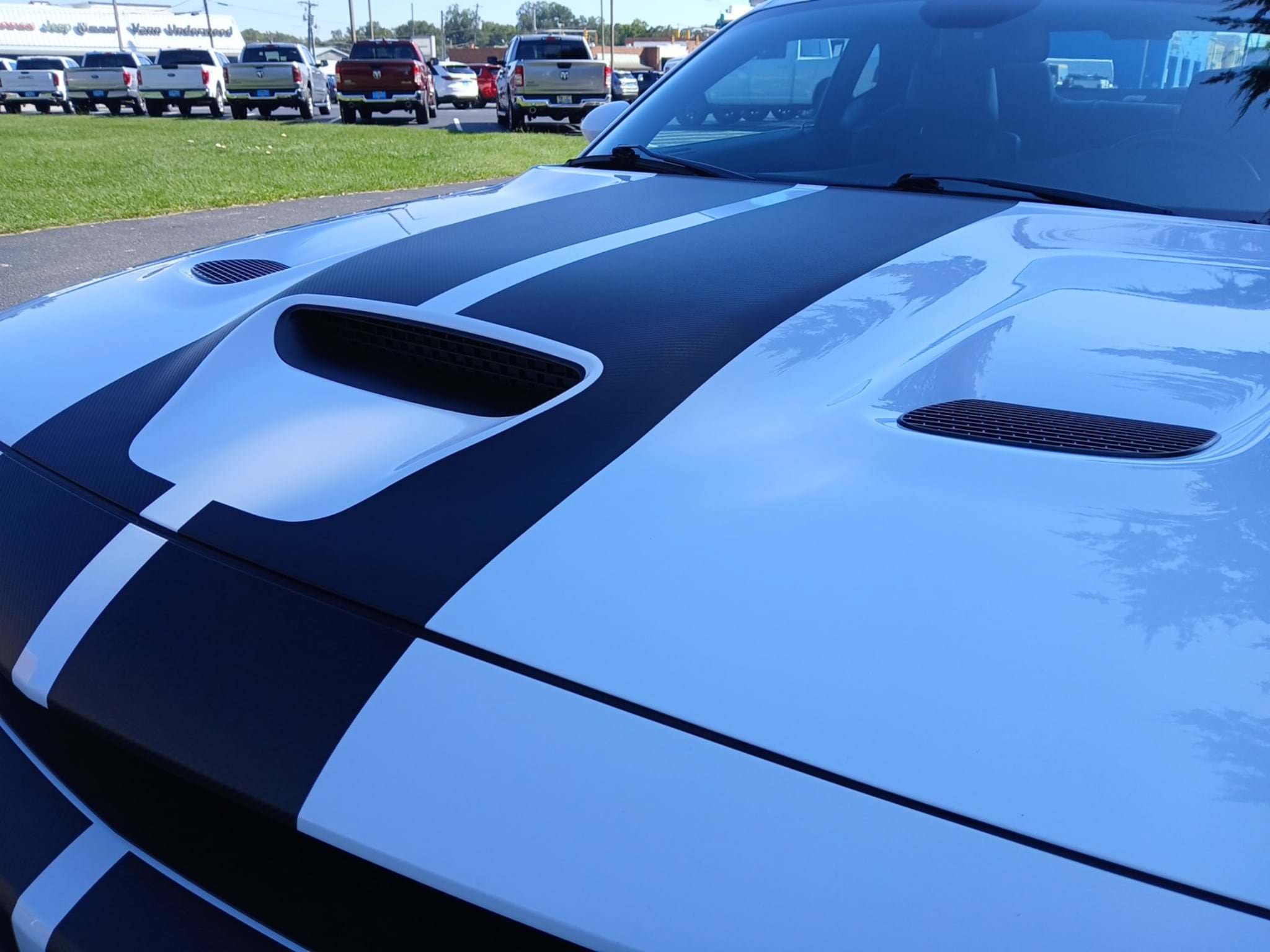 Used 2018 Dodge Challenger SRT Hellcat RWD image 51