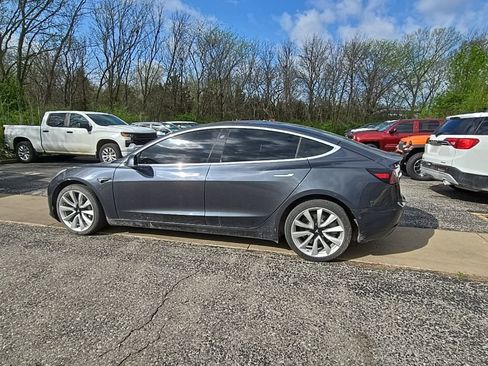 Used 2018 Tesla Model 3 Long Range image 4