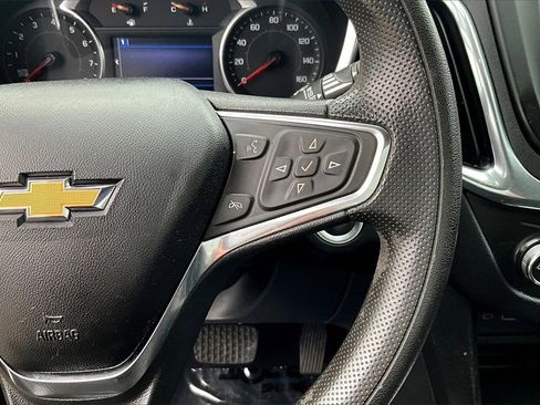 Used 2020 Chevrolet Equinox LT image 17
