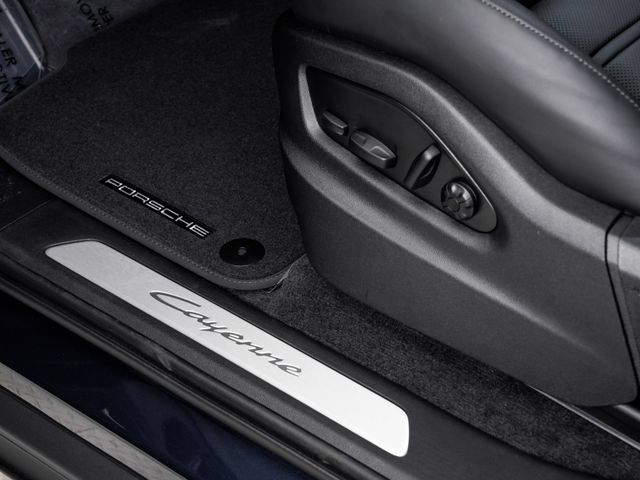 Certified 2026 Porsche Cayenne Coupe AWD/4WD image 10