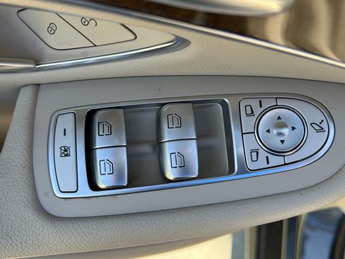 Certified 2018 Mercedes-Benz GLC 300 image 15