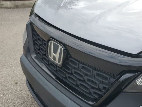 Used 2019 Honda Passport Sport image 10