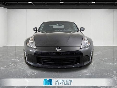Used 2020 Nissan 370Z Touring Sport image 8