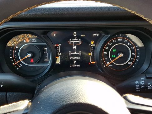 Used 2024 Jeep Wrangler Sport S image 20