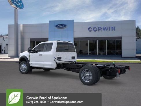 New 2025 Ford F550 4x4 Supercab Super Duty image 6