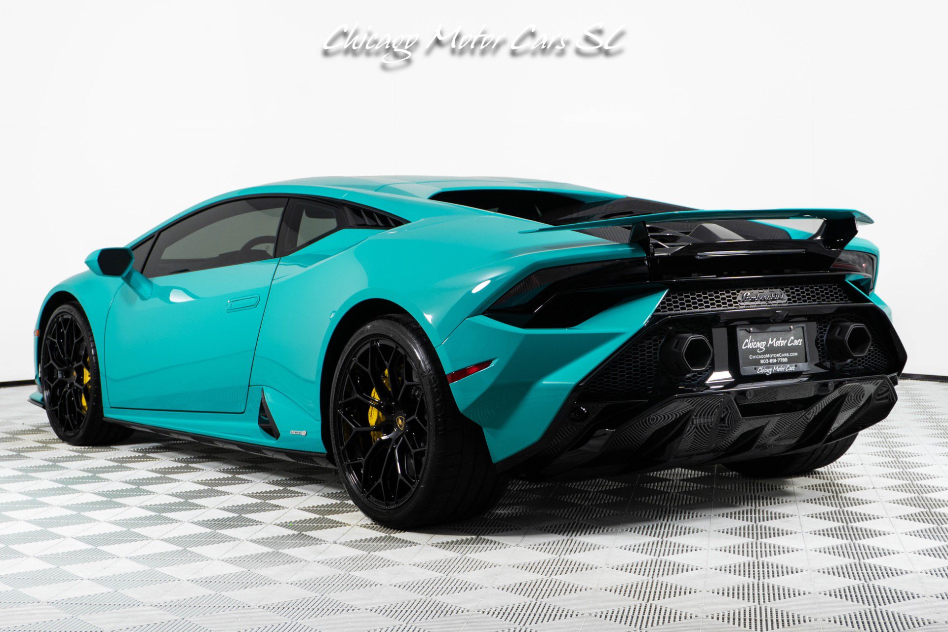 Used 2024 Lamborghini Huracan Tecnica RWD image 16