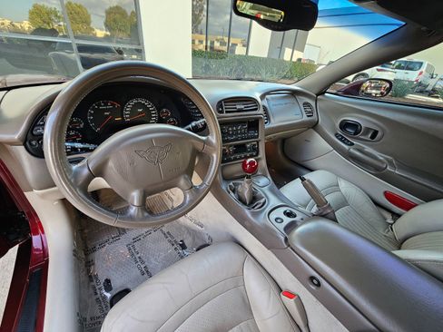 Used 2003 Chevrolet Corvette Convertible w/ Preferred Equipment Group1 image 20