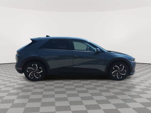 Used 2024 Hyundai Ioniq 5 SE AWD/4WD image 4