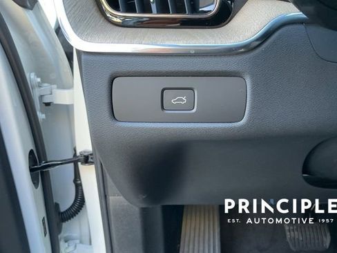 Used 2026 Volvo XC60 B5 Plus w/ Climate Package image 22