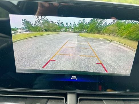 Used 2024 Chevrolet Trax RS image 20