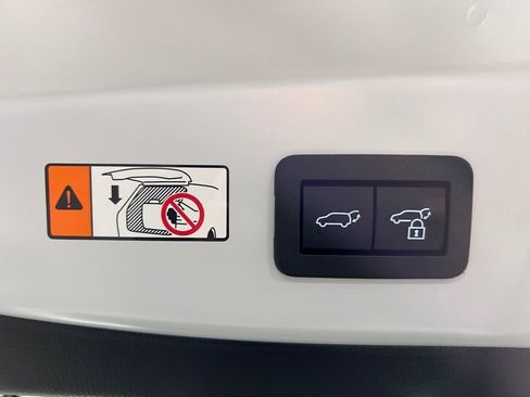 New 2026 Toyota Prius Limited image 12