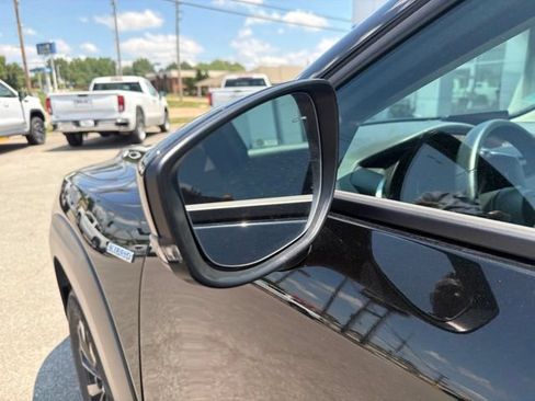 Used 2025 MAZDA CX-50 AWD 2.5 Hybrid w/ Premium Pkg image 37