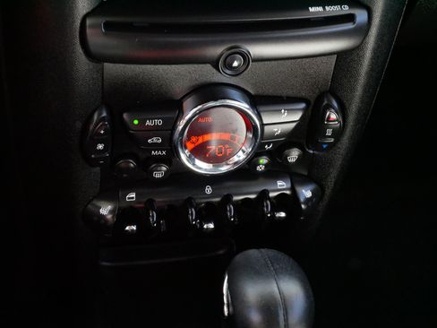 Used 2011 MINI Cooper Hardtop FWD image 23