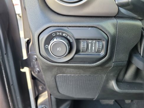 Used 2020 Jeep Wrangler Unlimited Sport S w/ Sun And Sound Package AWD/4WD image 27