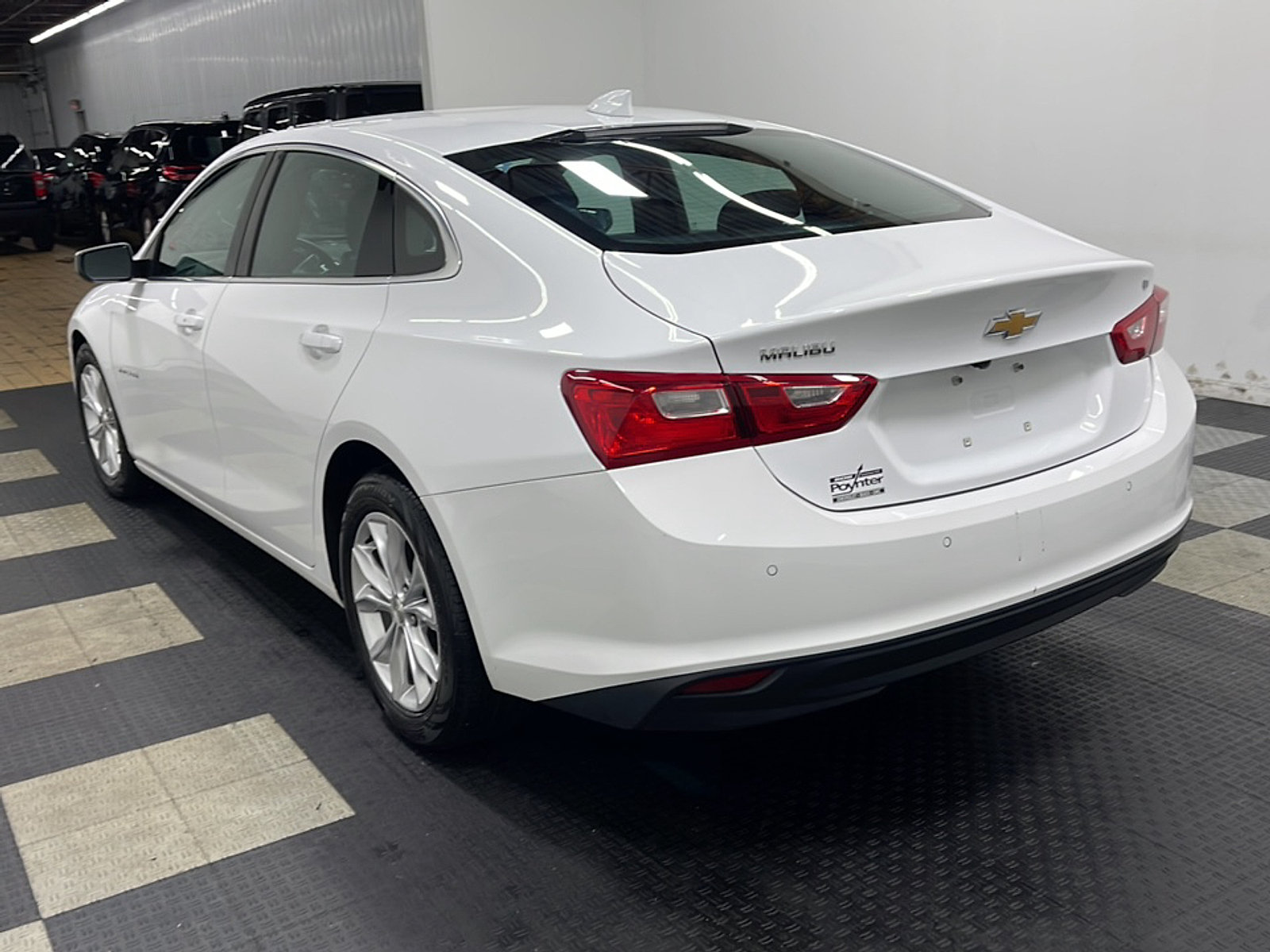 Used 2024 Chevrolet Malibu LT FWD image 15