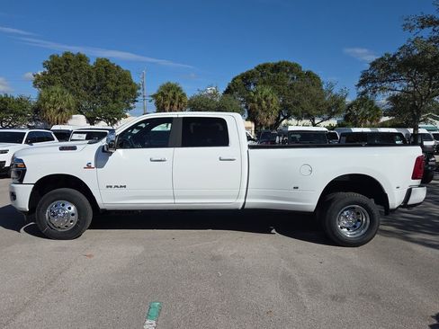New 2026 RAM 3500 Laramie w/ Towing Technology Group image 8