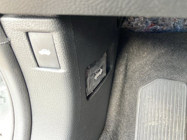Used 2023 Honda Accord LX image 43
