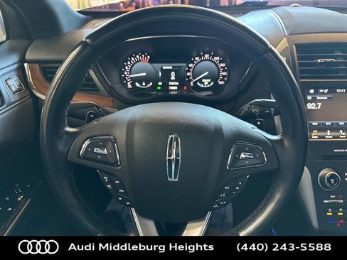 Used 2017 Lincoln MKC Reserve w/ Lincoln MKC Climate Package image 16
