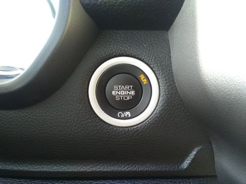 Used 2021 RAM 1500 Big Horn image 14