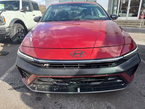 Used 2024 Hyundai Elantra N image 2