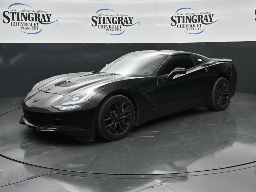 Used 2014 Chevrolet Corvette Stingray Coupe RWD image 3