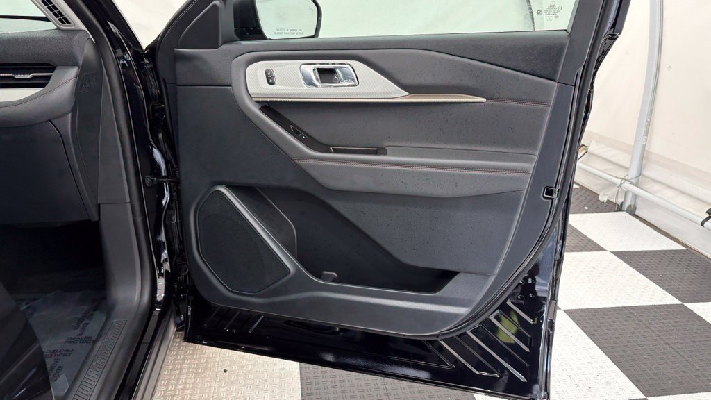 New 2026 Ford Explorer Active AWD/4WD image 27